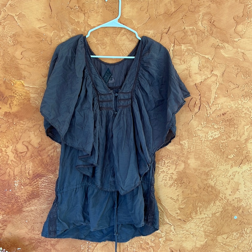 Flowy women top
